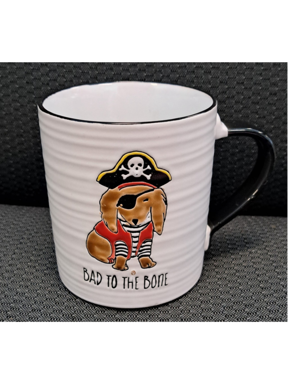 Madison Studios BAD TO THE BONE Dog PIRATE Embossed Coffee Mug Cup HALLOWEEN
